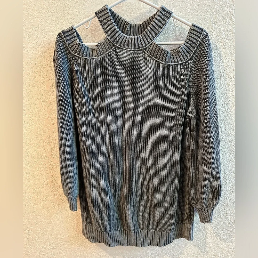 Vici Cutout Sweater - Picture 2 of 5